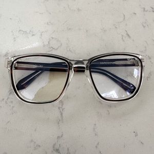 QUAY Hardwire Bluelight Glasses
